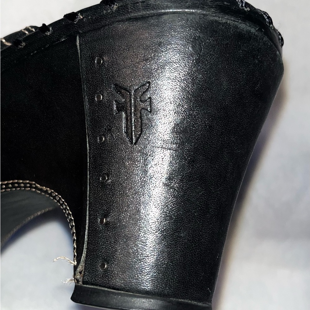 FRYE Charlotte Ring Mule Black Leather Clogs sz 8.5 - Picture 10 of 12